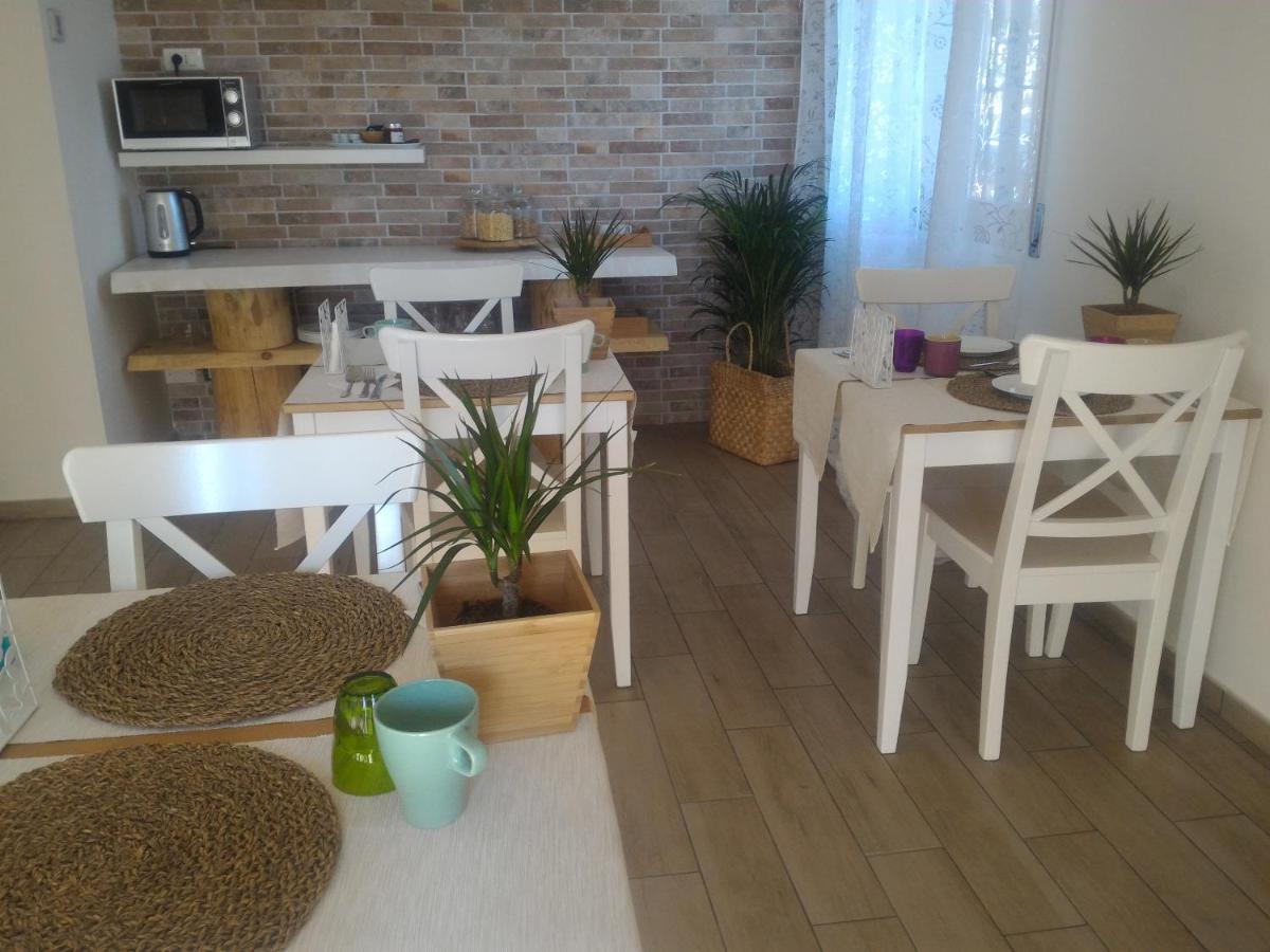 Bed and Breakfast Domus Florio - Humanitas Rozzano à Pieve Emanuele Extérieur photo